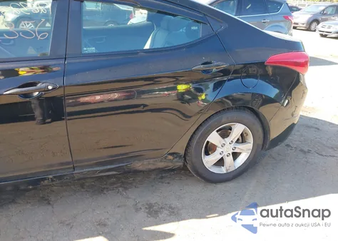 2012 Hyundai Elantra Gls (Ulsan Plant) z USA, uszkodzony, nr VIN KMHDH4AE8CU183099